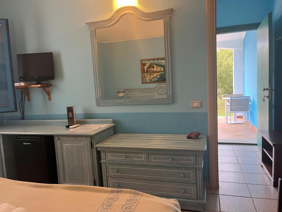 Hotel Baia Cea 바리사르도 외부 사진