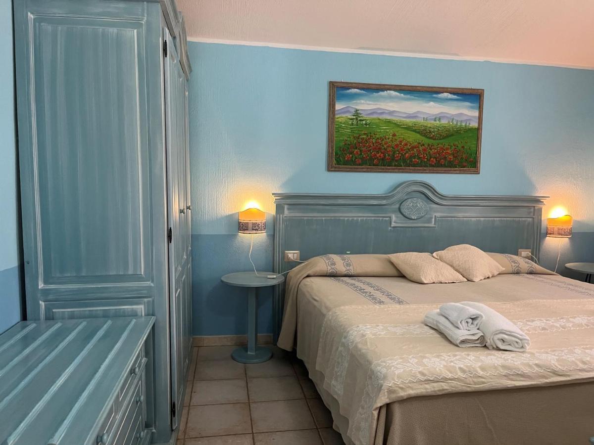 Hotel Baia Cea 바리사르도 외부 사진