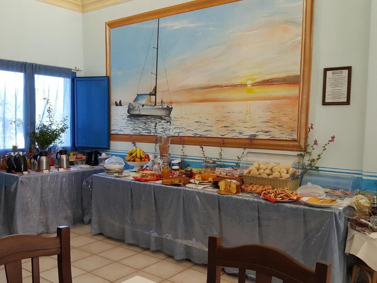 Hotel Baia Cea 바리사르도 외부 사진
